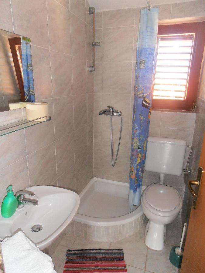 Vala Apartamento Božava Exterior foto